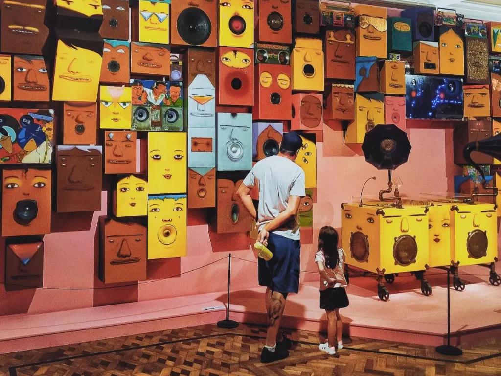 Dad and daughter at a museum