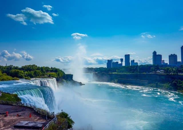 Niagara falls